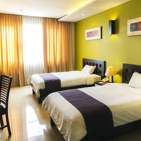 Eclipse Hotel Prawirotaman Джокякарта Екстериор снимка