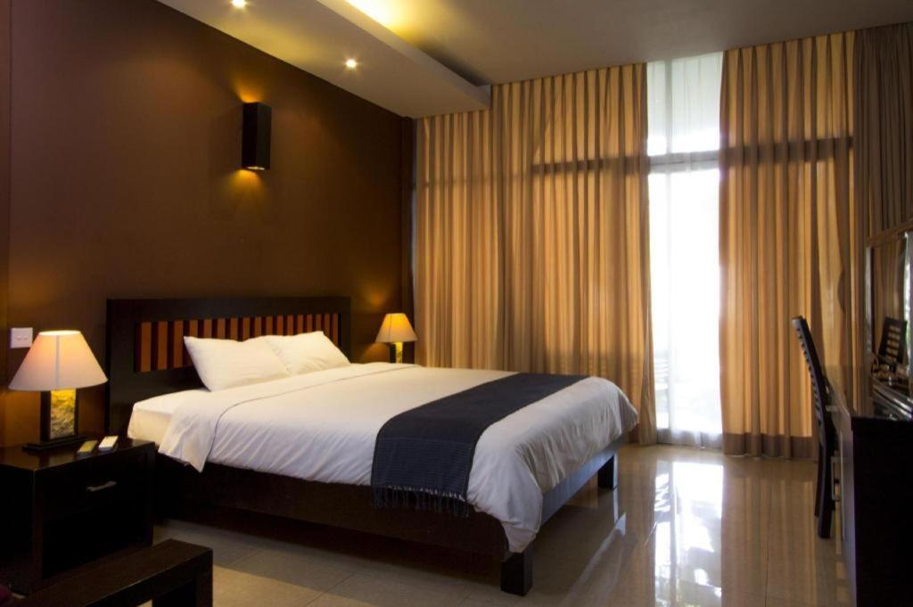 Eclipse Hotel Prawirotaman Джокякарта Екстериор снимка